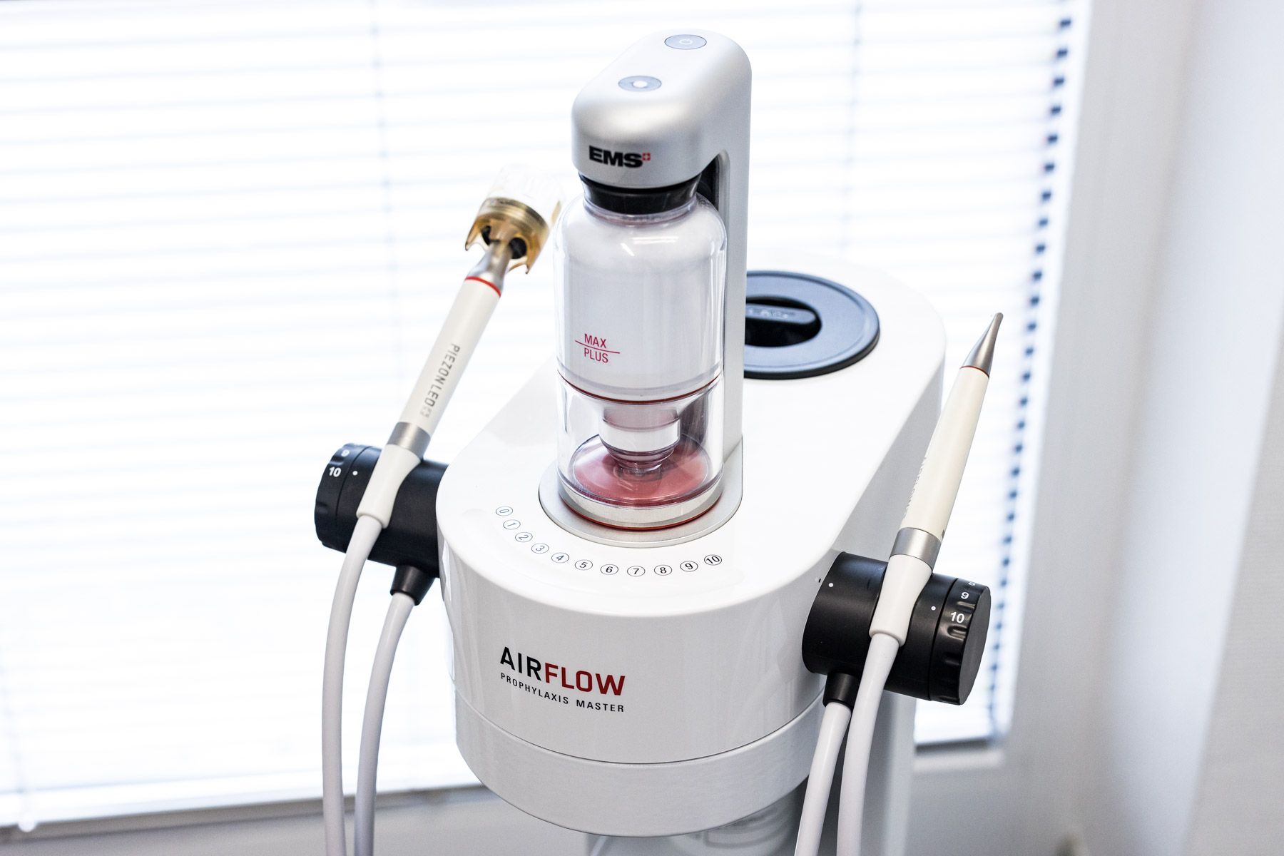 Gerät für die Zahnreinigung