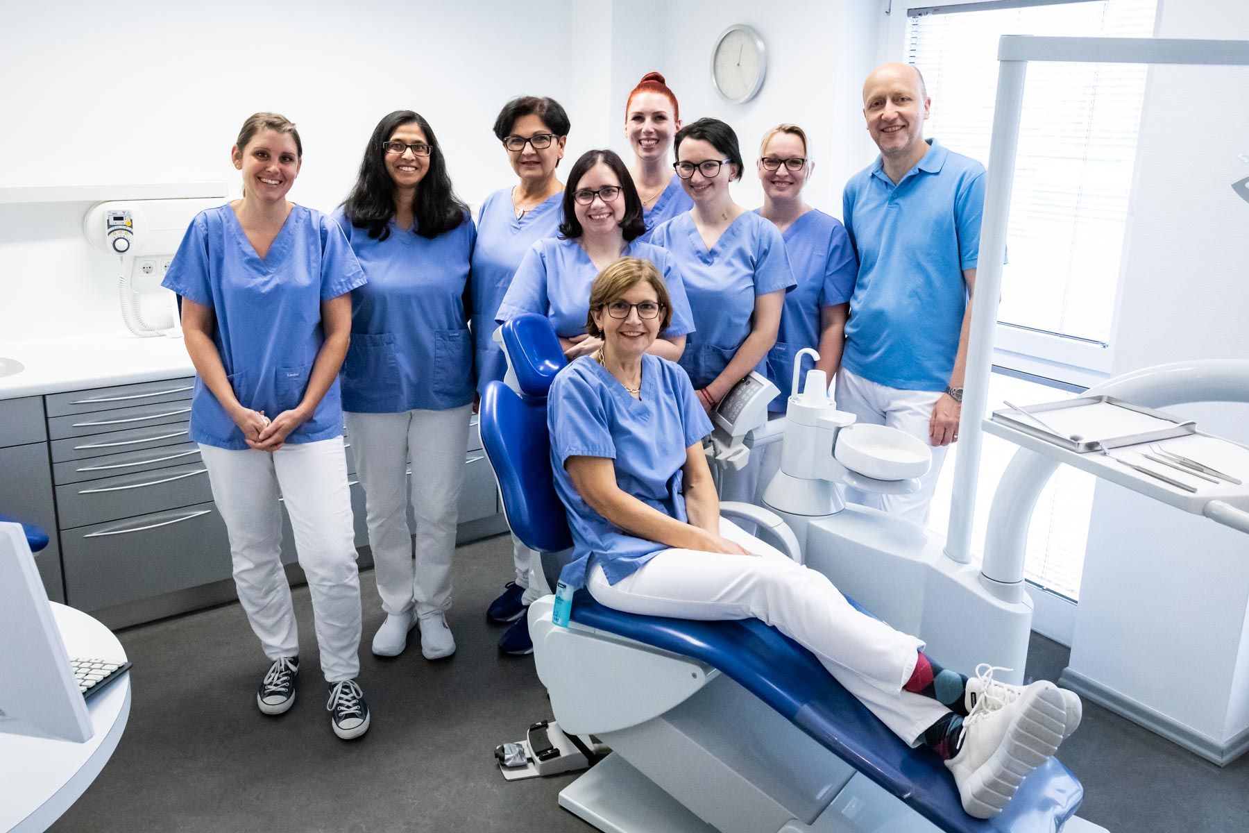 Das Praxisteam der Zahnartztpraxis Dr. Christiane Ternes und Ulrich Gattermann in Willich Wekeln
